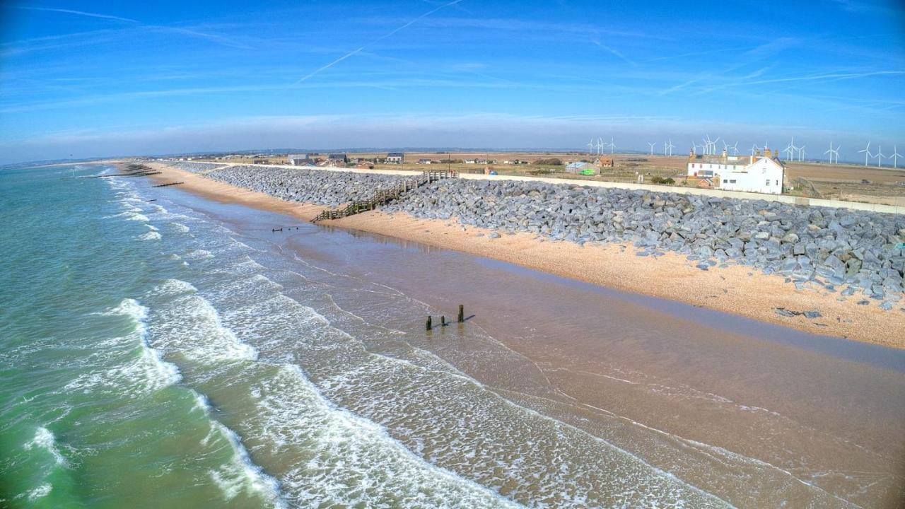 Coastguards Lookout Villa Camber Exterior photo